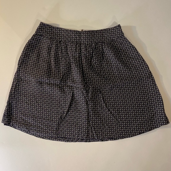 Gap Mini Skirt - Picture 2 of 10